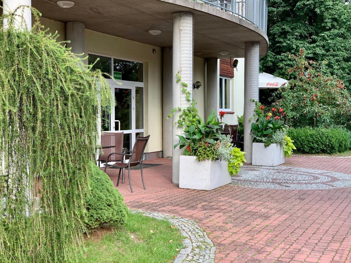 Hotel Albatros Serwy Exterior photo